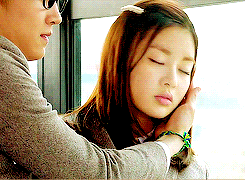 ride-in-car-fall-asleep-on-shoulder